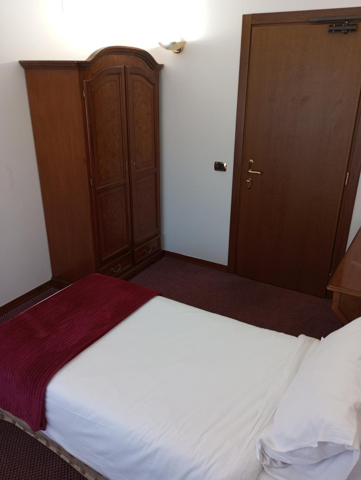 Regina Hotel Pollino Morano Calabro Exterior photo